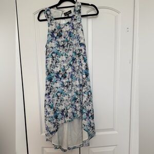 Sam Edelman Floral High-Low Dress in White and Blue size Small, back cutout